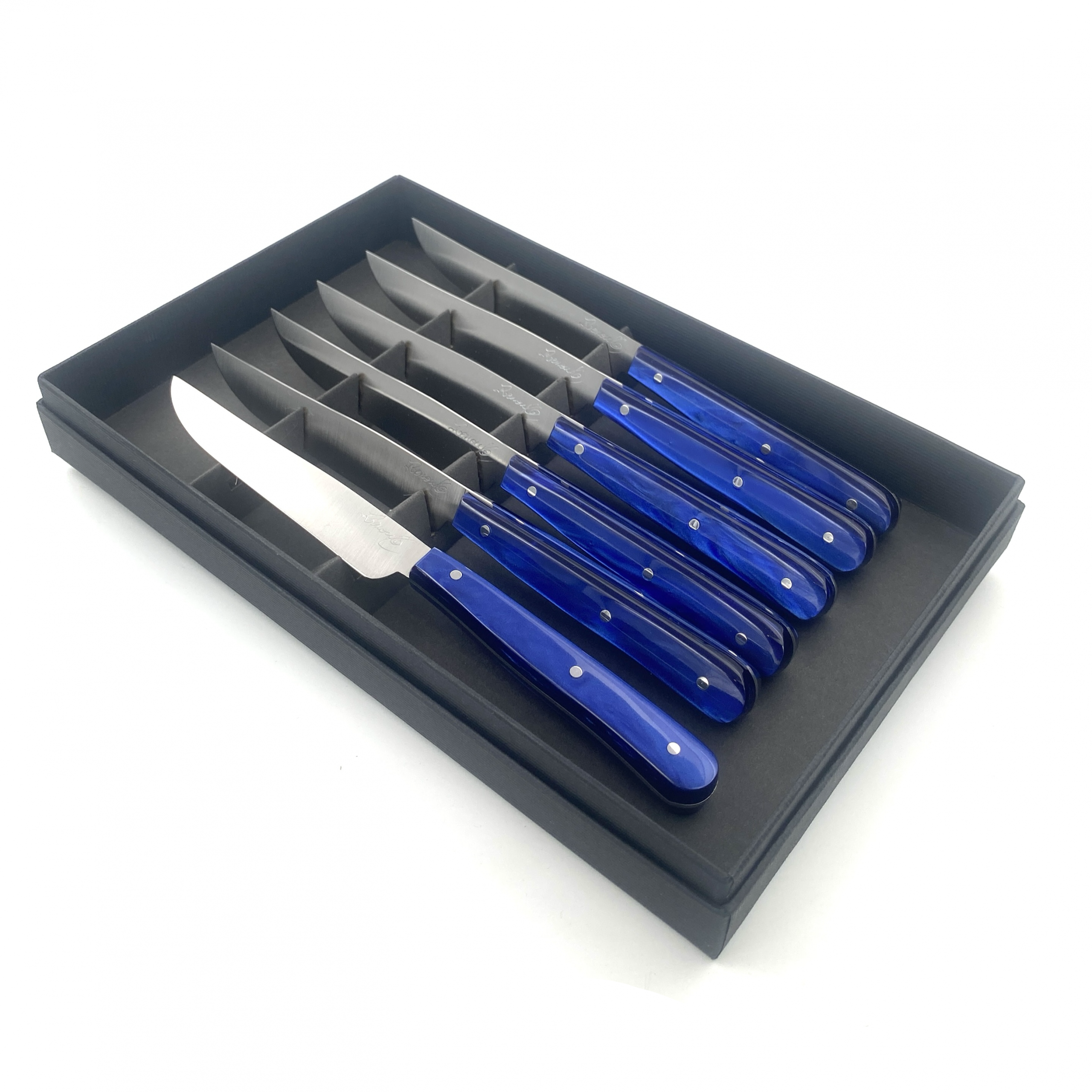 Bleu foncé